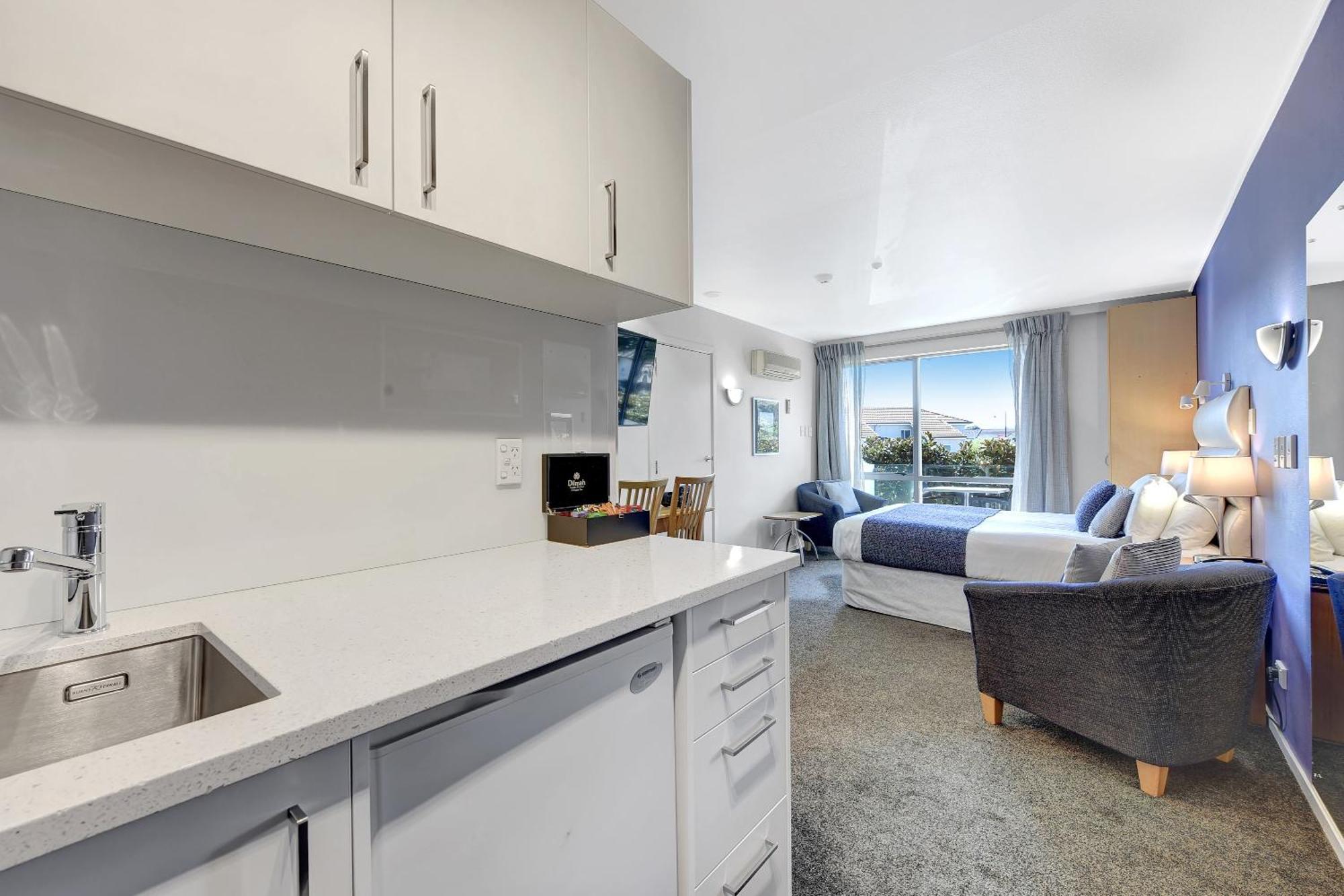 Tides Hotel 4*